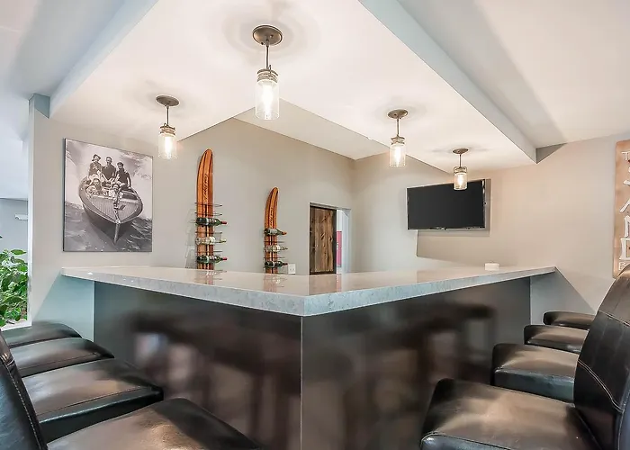 The Inn At Dunvilla, An Ascend Hotel Collection Member Pelican Rapids
