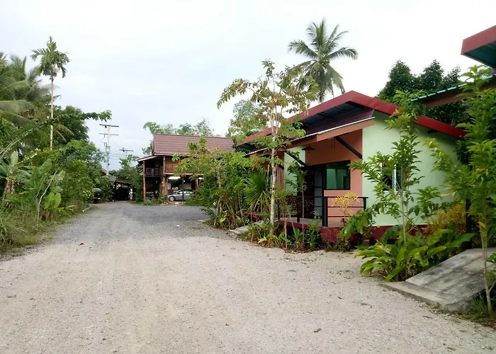 Suankafae Resort สวนกาแฟรีสอร์ท