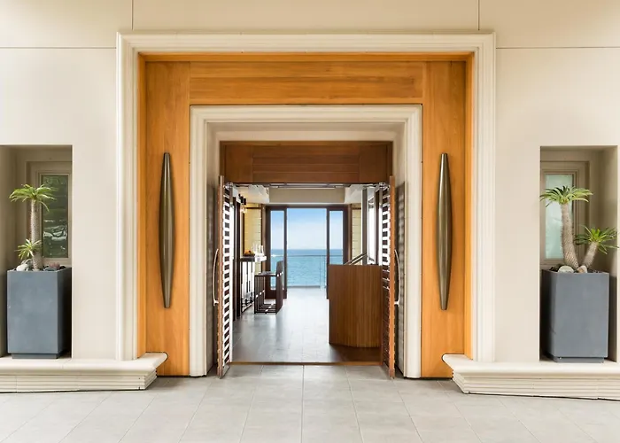 Malibu Beach Inn
