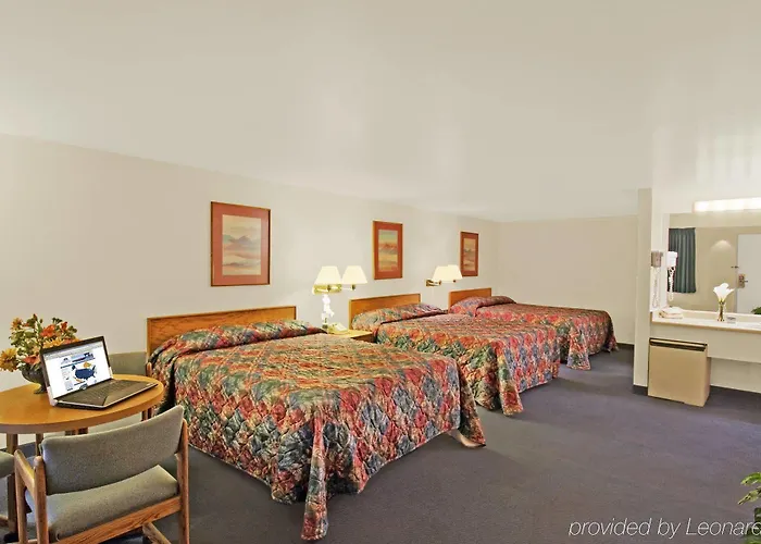 Americas Best Value Inn & Suites Boulder