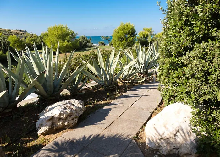 Valtur Baia Del Gusmay Beach Resort