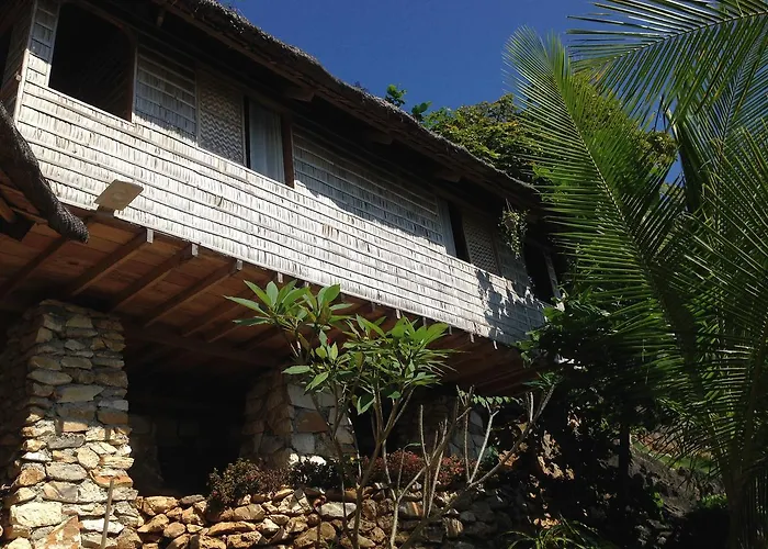 Tinaoog Beach Resort