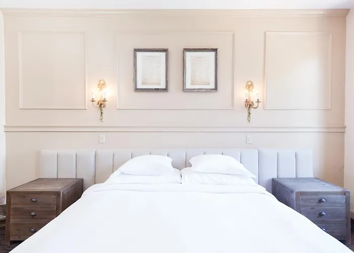Newburyport Resorts