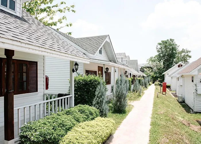 Sakarin Valley Resort