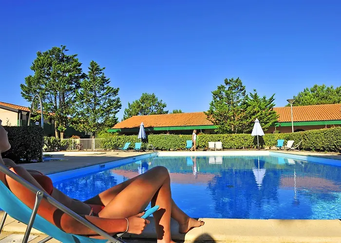Lacanau Resorts