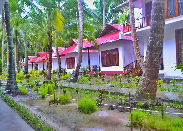 Crossbill Beach Resort