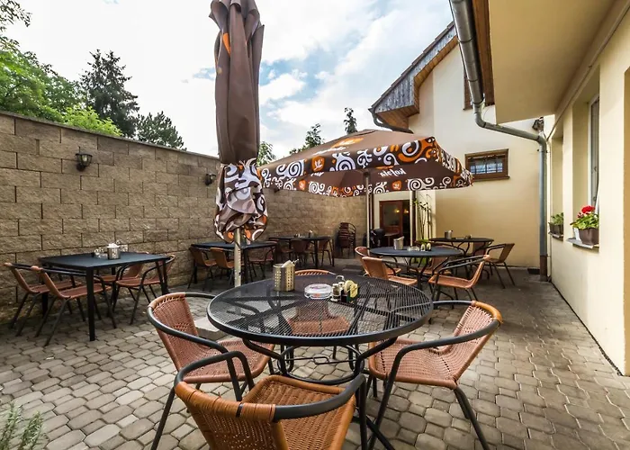Nova Hospoda - Hotel & Restaurant