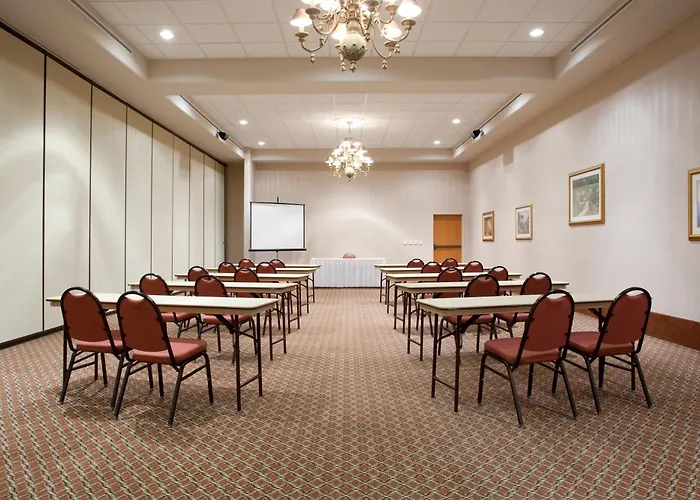 Baymont By Wyndham Belen Nm