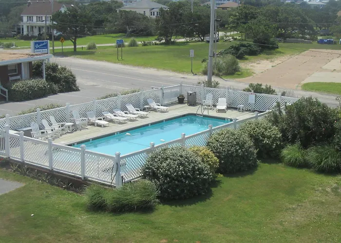 Breakwater Inn