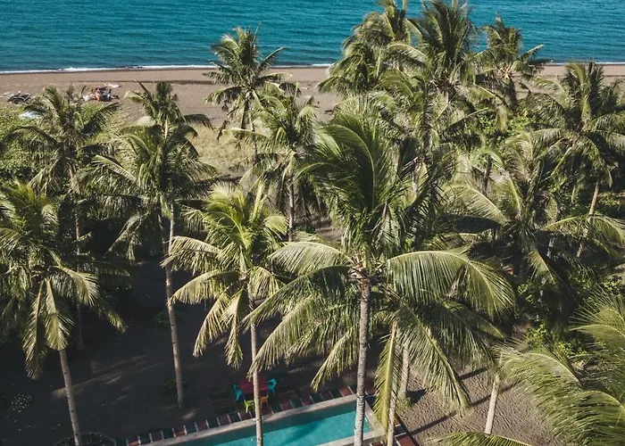 Somewhere Else Boutique Resort