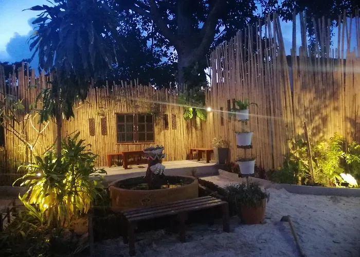 Phi Phi Long Beach Bungalow