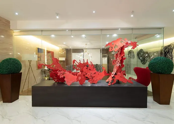 Lenox Hotel