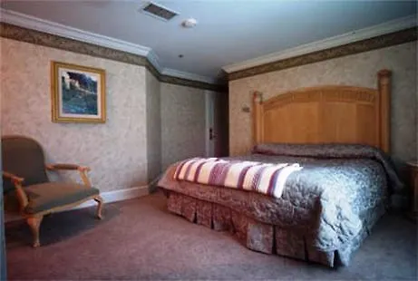 North Creek Resorts