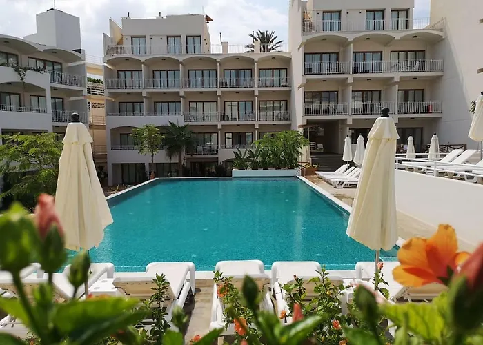 La Siesta Hotel & Beach Resort