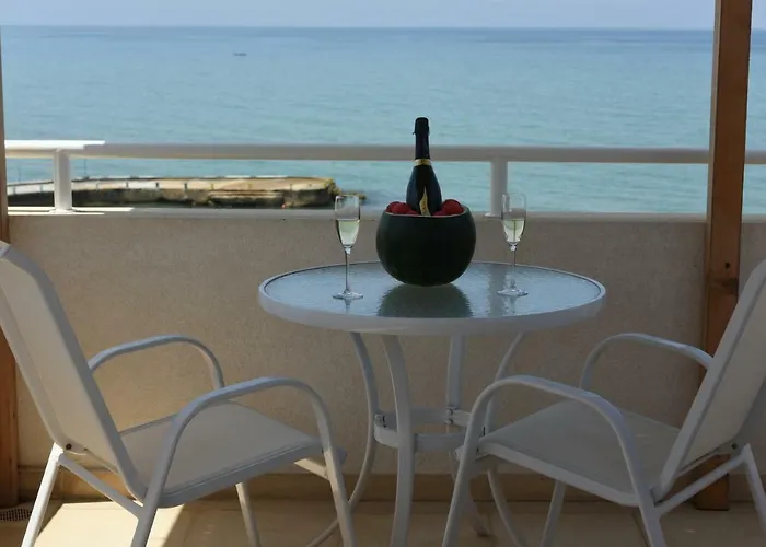 La Siesta Hotel & Beach Resort
