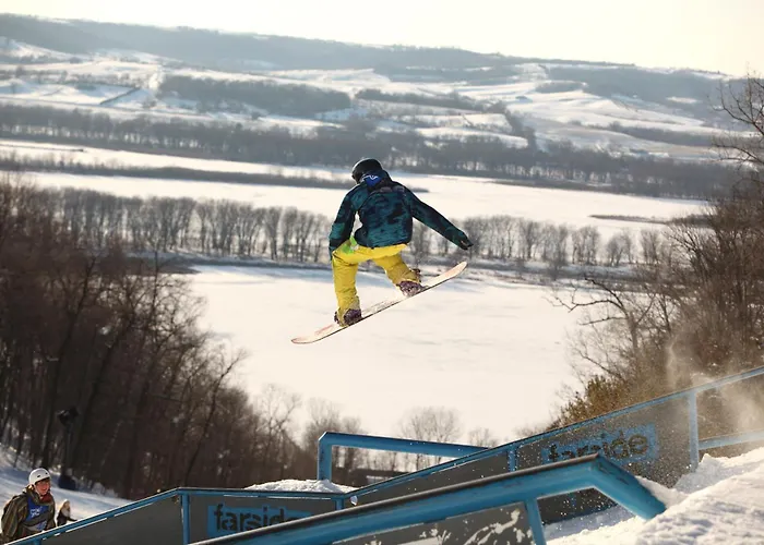 Chestnut Mountain Resort