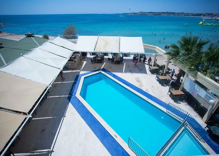 Tuntas Beach Hotel