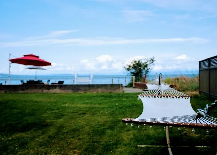 The Lighthouse Motel