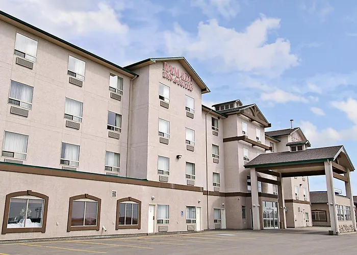 Ramada By Wyndham Clairmont/Grande Prairie