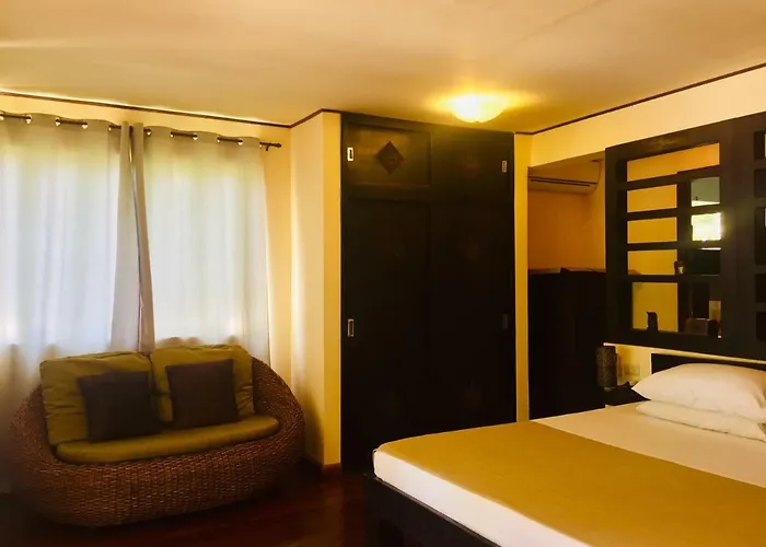 Angelina Beach Resort & Italian Restaurant Malapascua