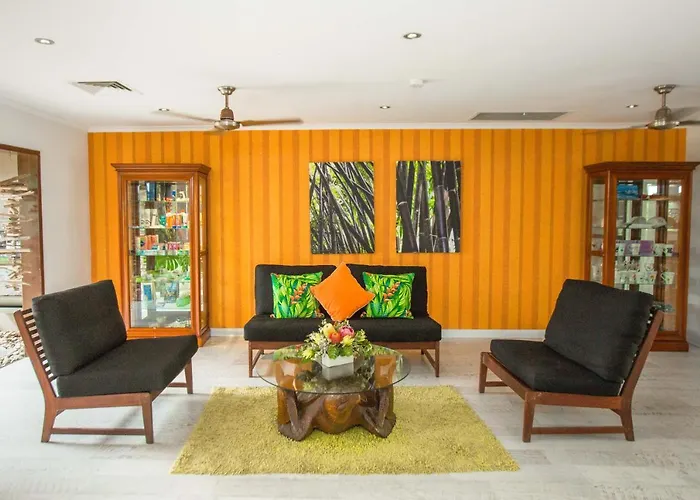 Turtle Cove Beach Resort - Respectful Adults Only - Byo Food & Beverage Resort