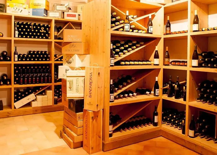 Elliot Osteria E Dormire In Collina
