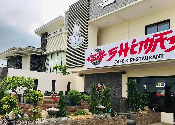 Rustic Crown Hotel