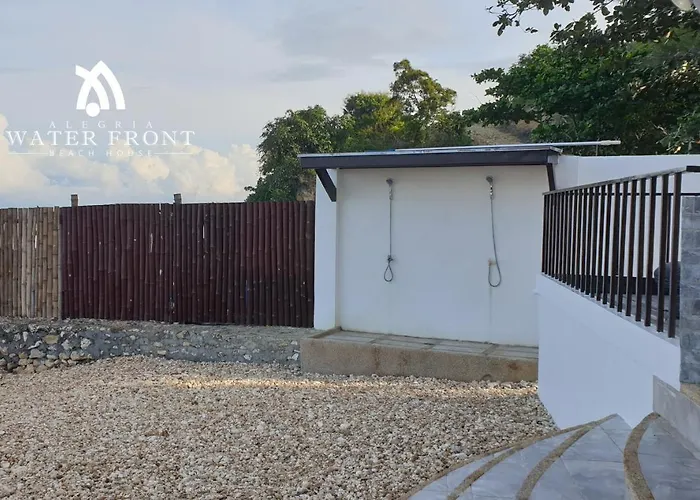 Alegria Water Front Beach House