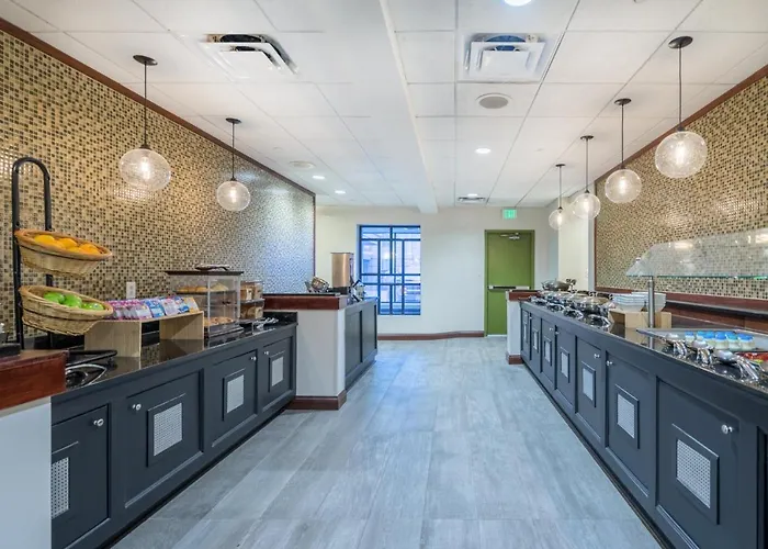 Holiday Inn Baltimore-Inner Harbor