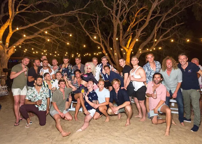 Turtle Cove Beach Resort - Respectful Adults Only - Byo Food & Beverage Resort