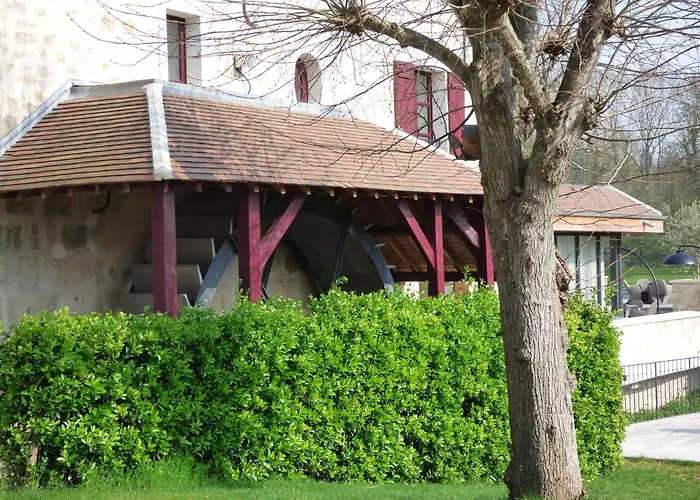 Le Moulin Des Marais