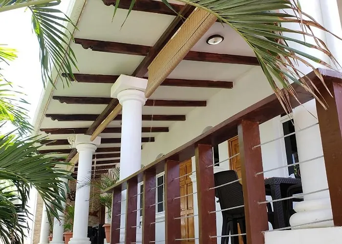 La Libertad Resorts